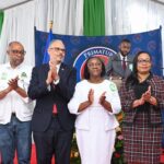 Le Premier ministre Didier Fils-Aimé, le coordonnateur du CPT Fritz Alphonse Jean et le conseiller présidentiel Leslie Voltaire étaient présents à l’aéroport pour accompagner les 150 militaires haïtiens, dont 15 femmes, qui s’envolent vers le Mexique afin de suivre une formation stratégique.